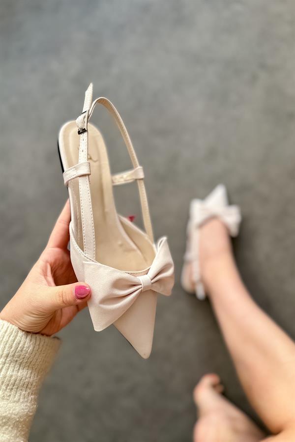 Maage Bej Saten Fiyonklu Kadın Babet