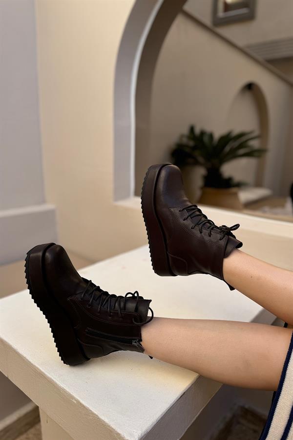 Maddox Acı Kahve Bağcıklı Fermuar Detaylı Kadın Bot