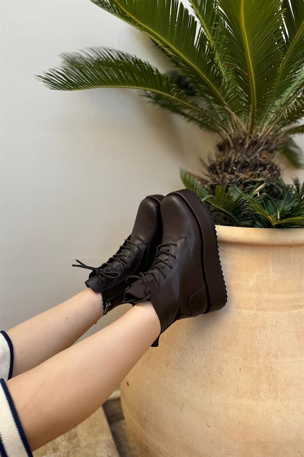 Maddox Acı Kahve Bağcıklı Fermuar Detaylı Kadın Bot