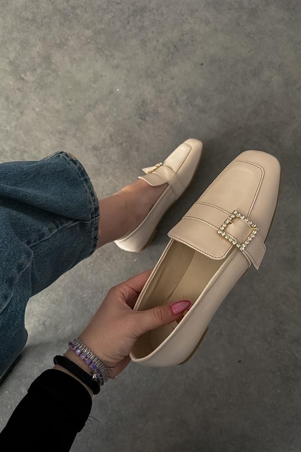 Madel Bej Cılt Kadın Babet