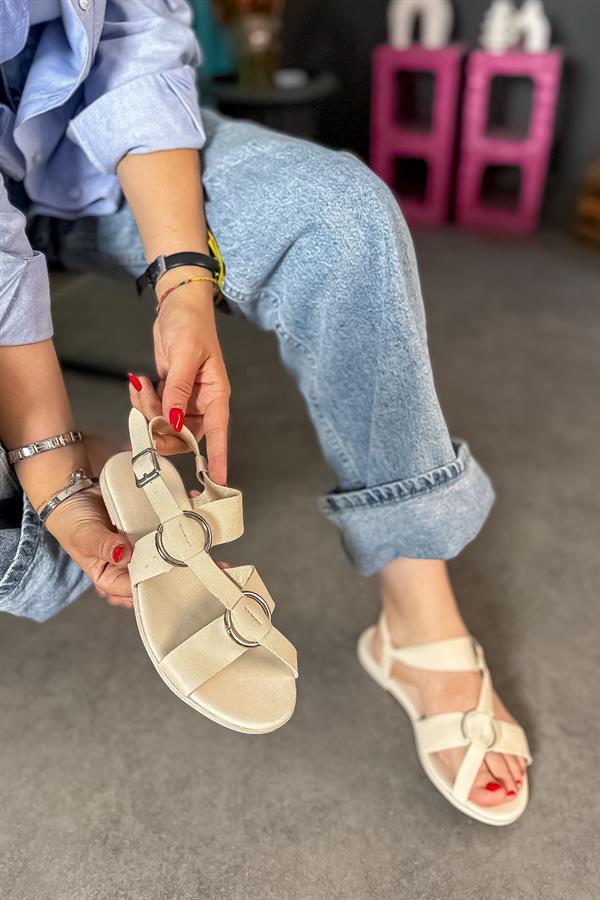 Mats Bej Halka Toka Detaylı Kadın Sandalet