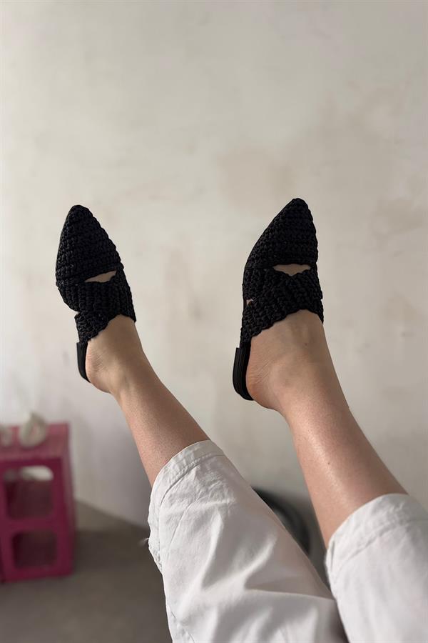 Mens Siyah Örgü Detaylı Kadın Terlik