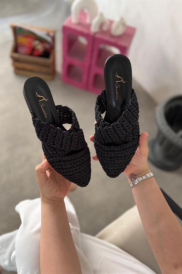 Mens Siyah Örgü Detaylı Kadın Terlik