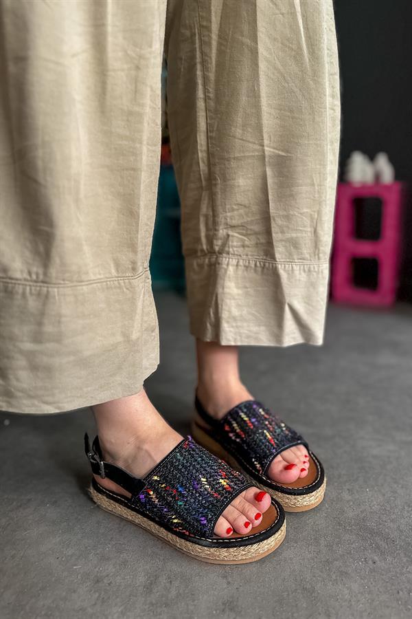 Merin Siyah Hasır Biyeli Kadın Sandalet