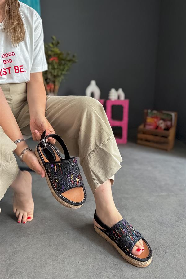 Merin Siyah Hasır Biyeli Kadın Sandalet