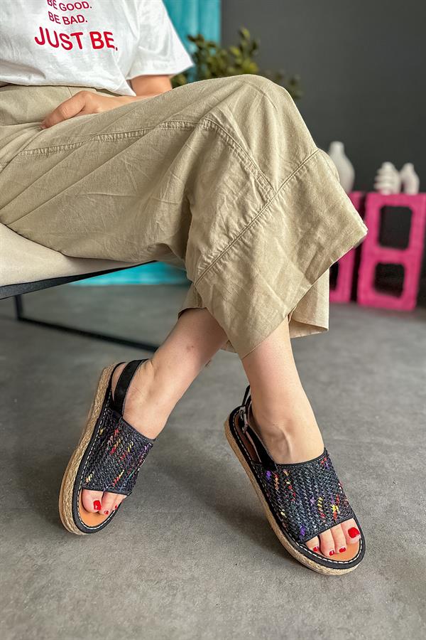 Merin Siyah Hasır Biyeli Kadın Sandalet