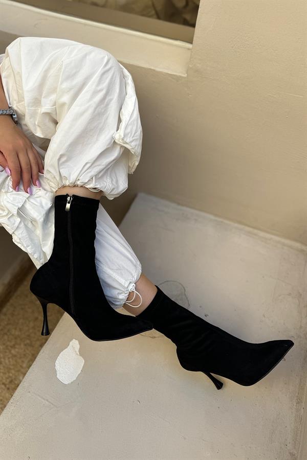 Mesia Siyah Süet Streç Fermuarlı Kadın Topuklu Bot
