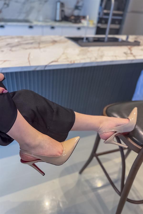 Metan Bej Rugan Kadın Topuklu Ayakkabı