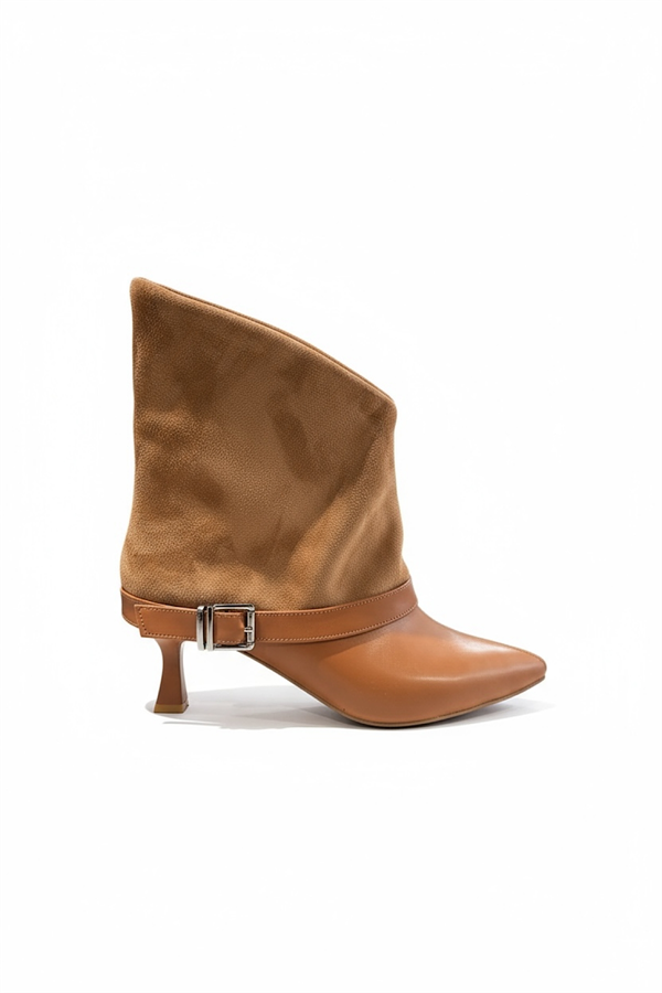 Mikron Taba Cilt Kemer Detaylı Kadın Topuklu Bot
