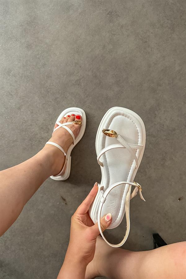 Minka Beyaz Gold Yüzük Detaylı Kadın Sandalet