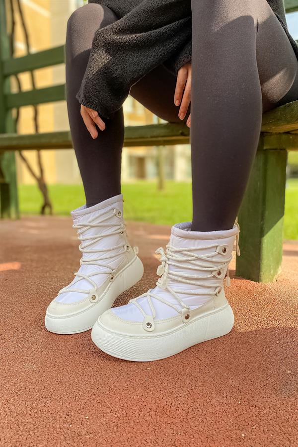 Reneka Beyaz Paraşüt İpli Kadın Bot