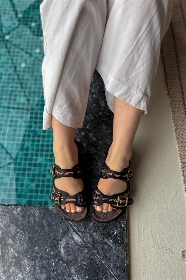 Ressia Leopar Çift Toka Detaylı Kadın Terlik