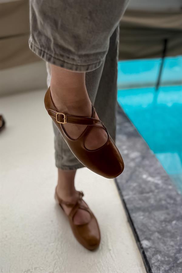 Sarre Taba Çapraz Biye Detaylı Kadın Babet