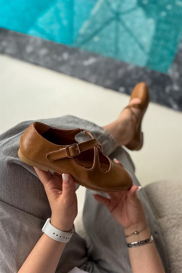 Sarre Taba Çapraz Biye Detaylı Kadın Babet