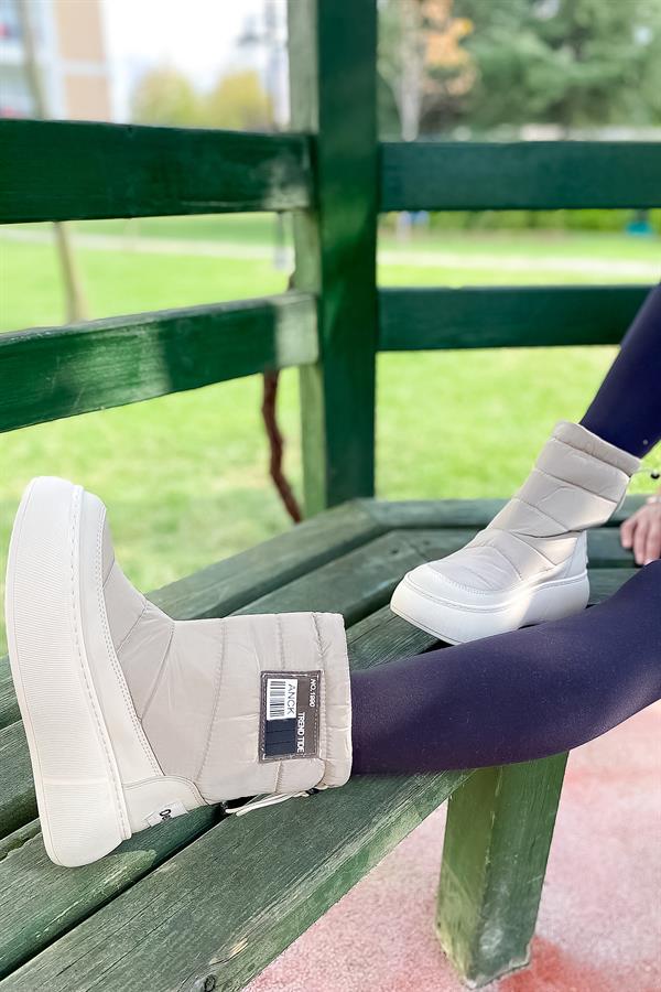 Soley Bej Paraşüt Etiket Detaylı Kadın Bot