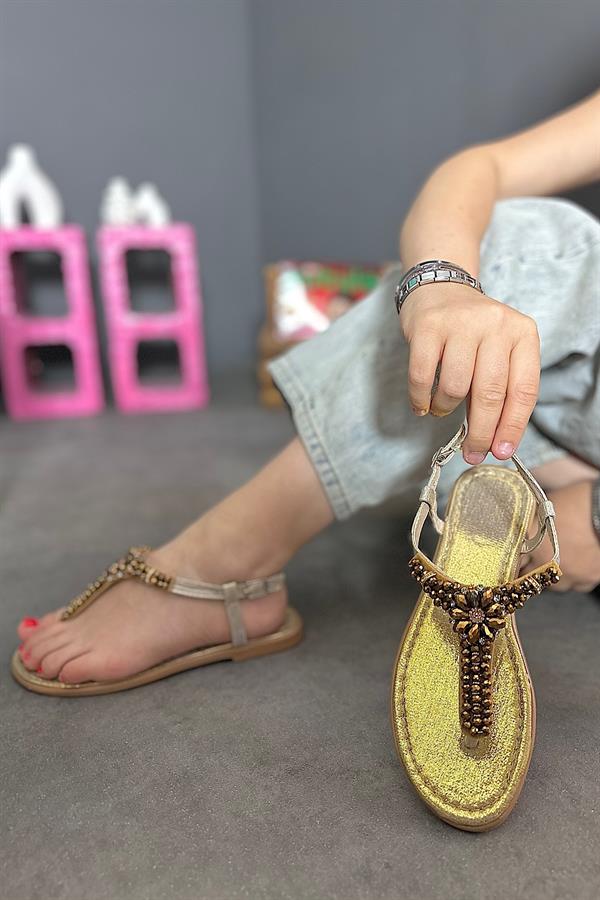 Sten Gold Boncuk Taş Detaylı Kadın Sandalet