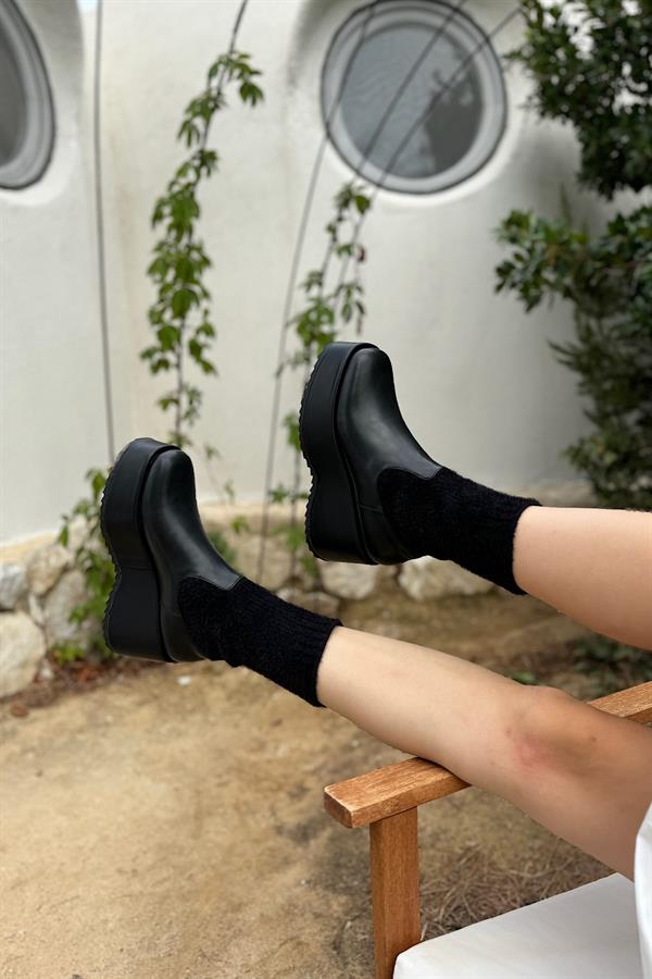 Sage Siyah Triko Kadın Bot