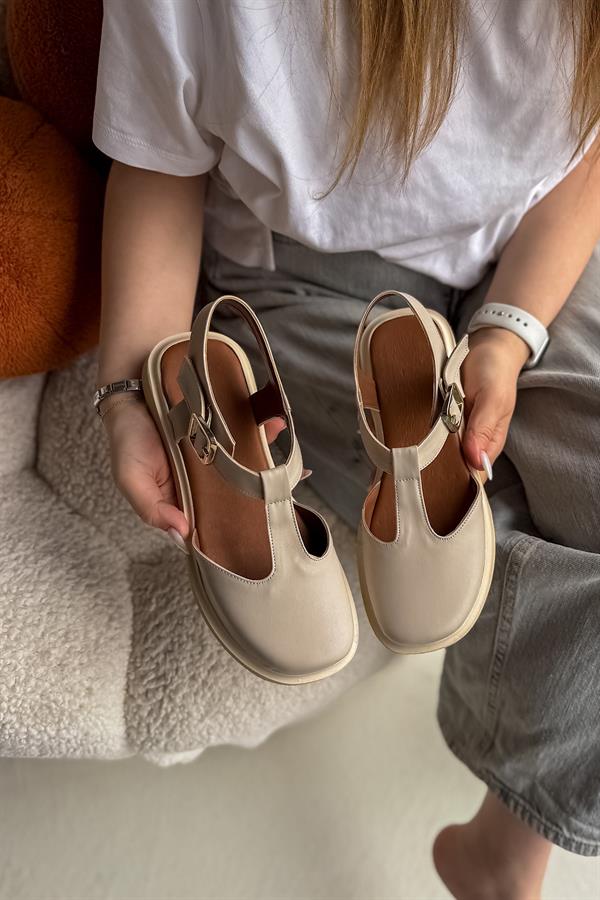 Tima Bej Küt Burun Detaylı Kadın Babet