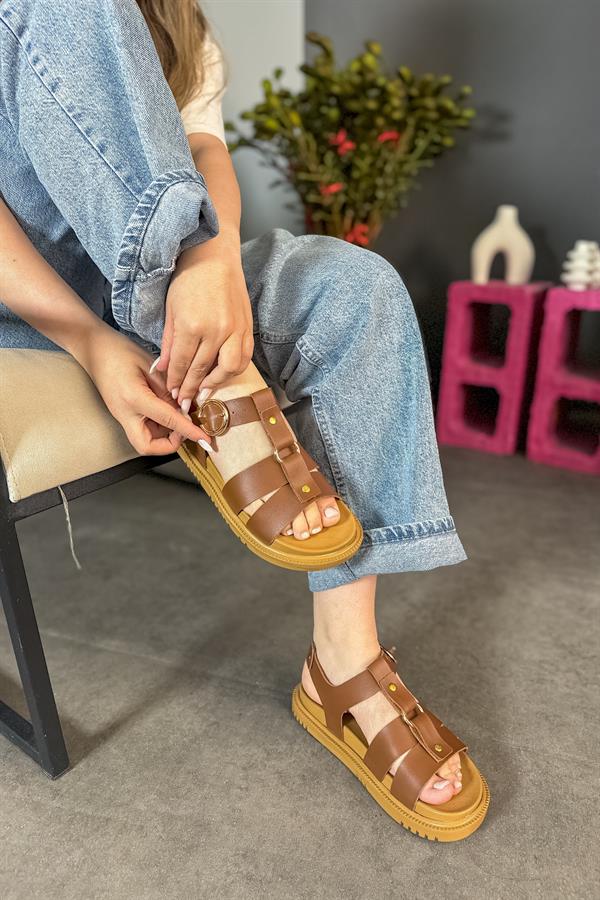 Wolf Taba Cilt Kafes Gold Toka Detaylı Kadın Sandalet