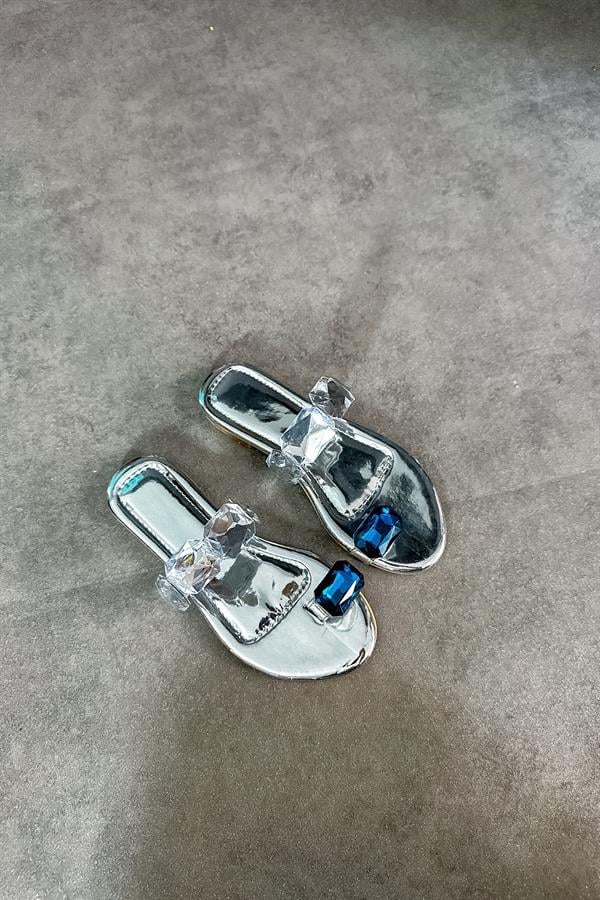 Zeyna Gümüş Tek Mavi Taş Detaylı Kadın Terlik