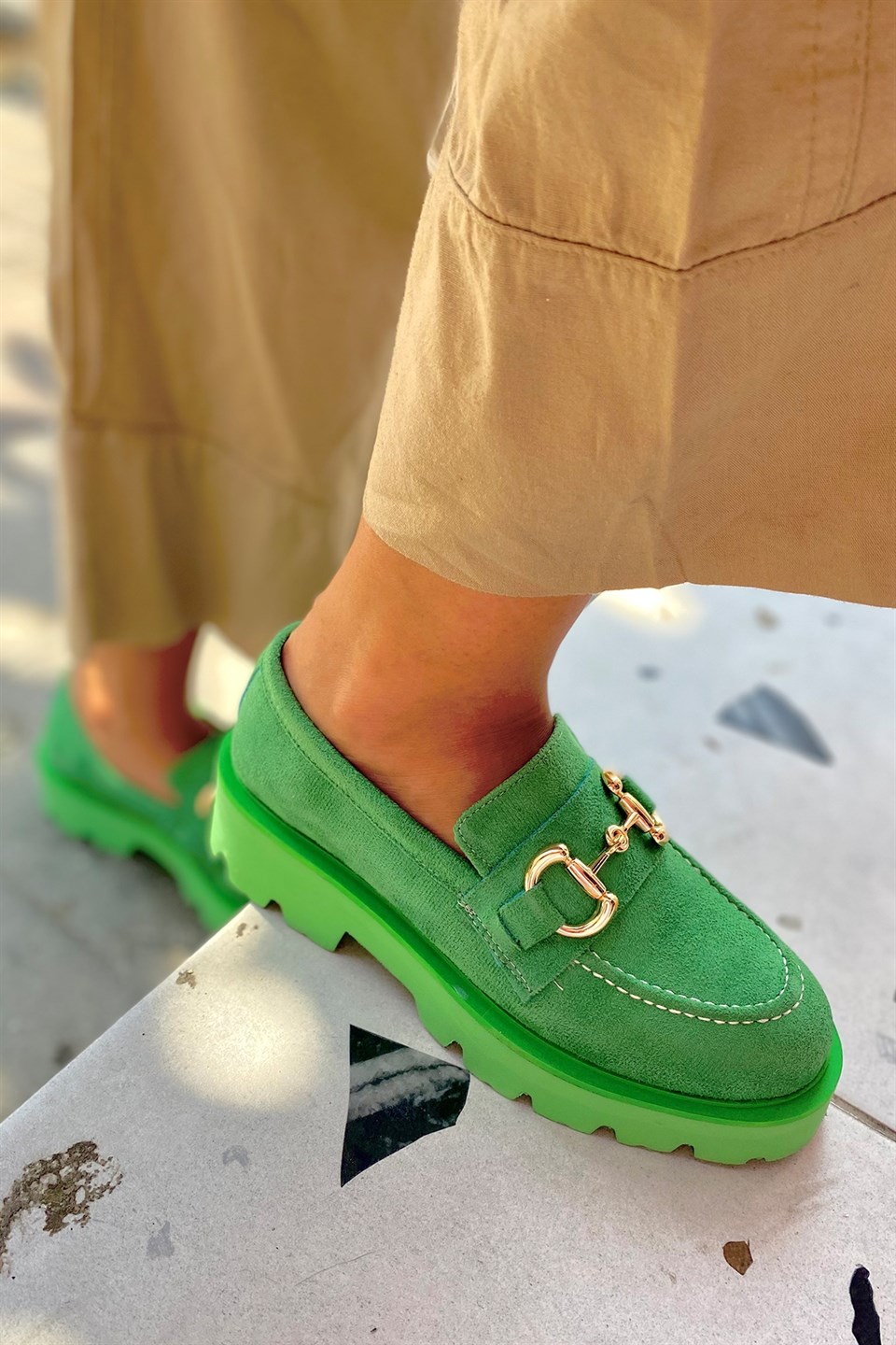 Agnes Yeşil Süet İnce Tokalı Kadın Loafer Ayakkabı