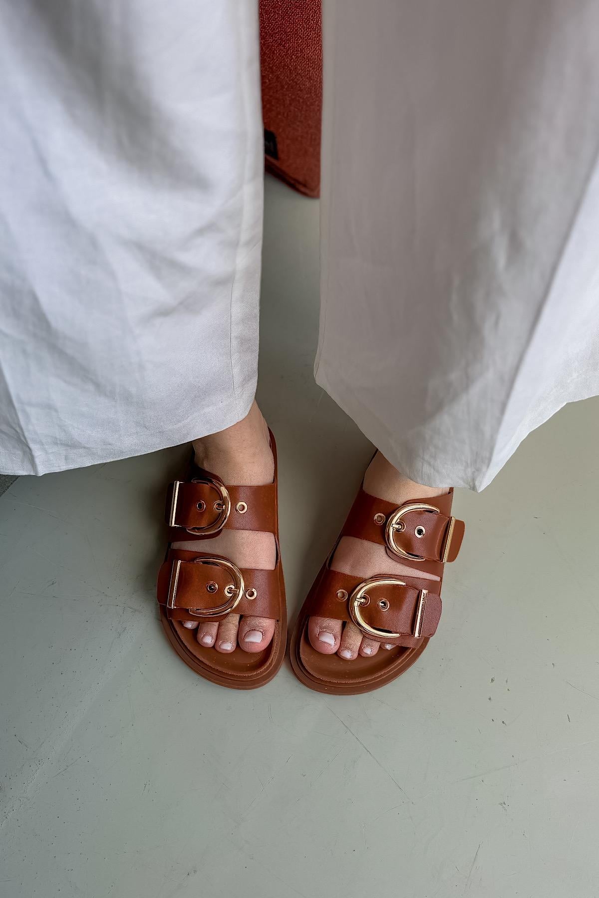 Boris Taba Çift Toka Detaylı Kadın Terlik