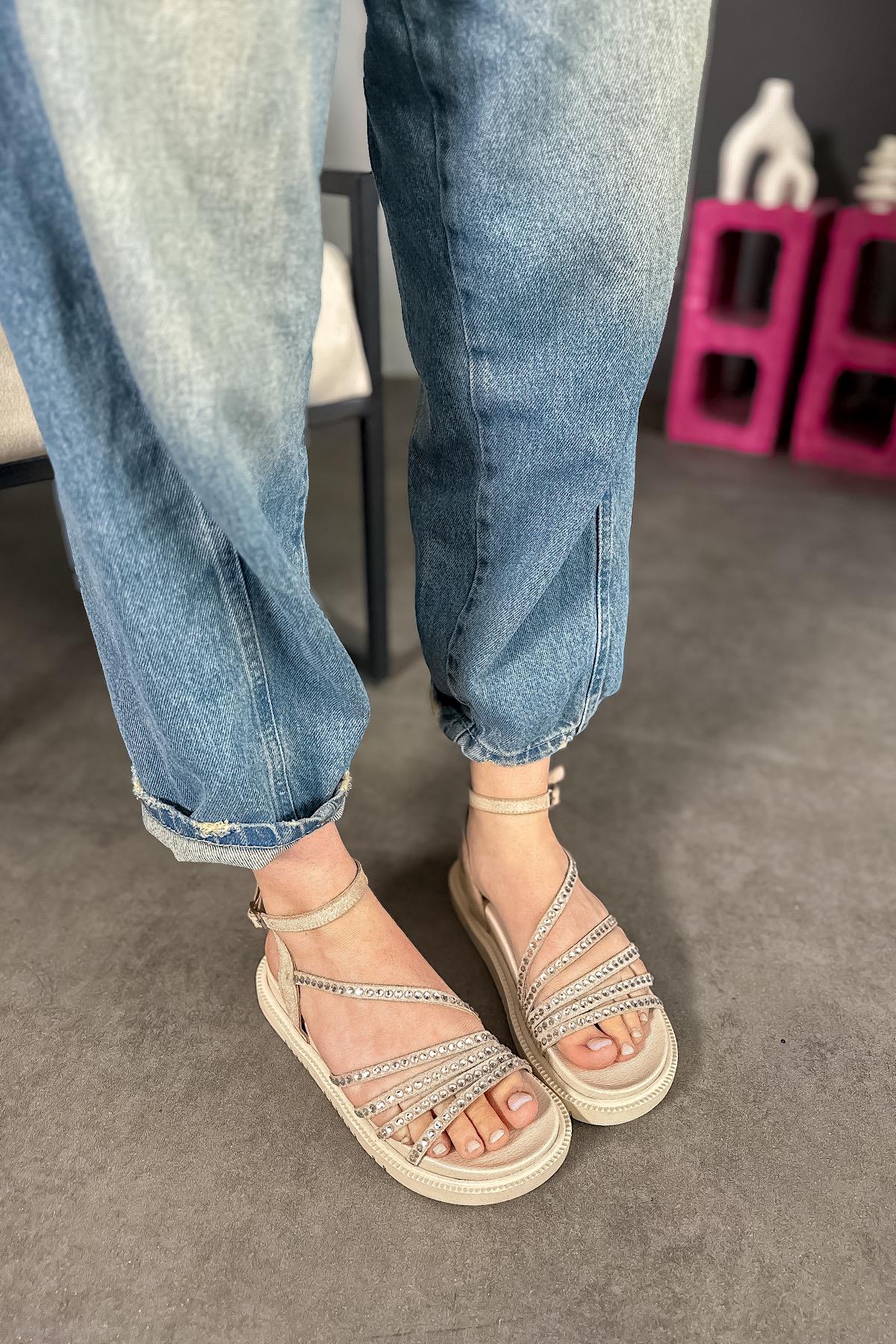 Conte Bej Taş Detaylı Kadın Biyeli Sandalet