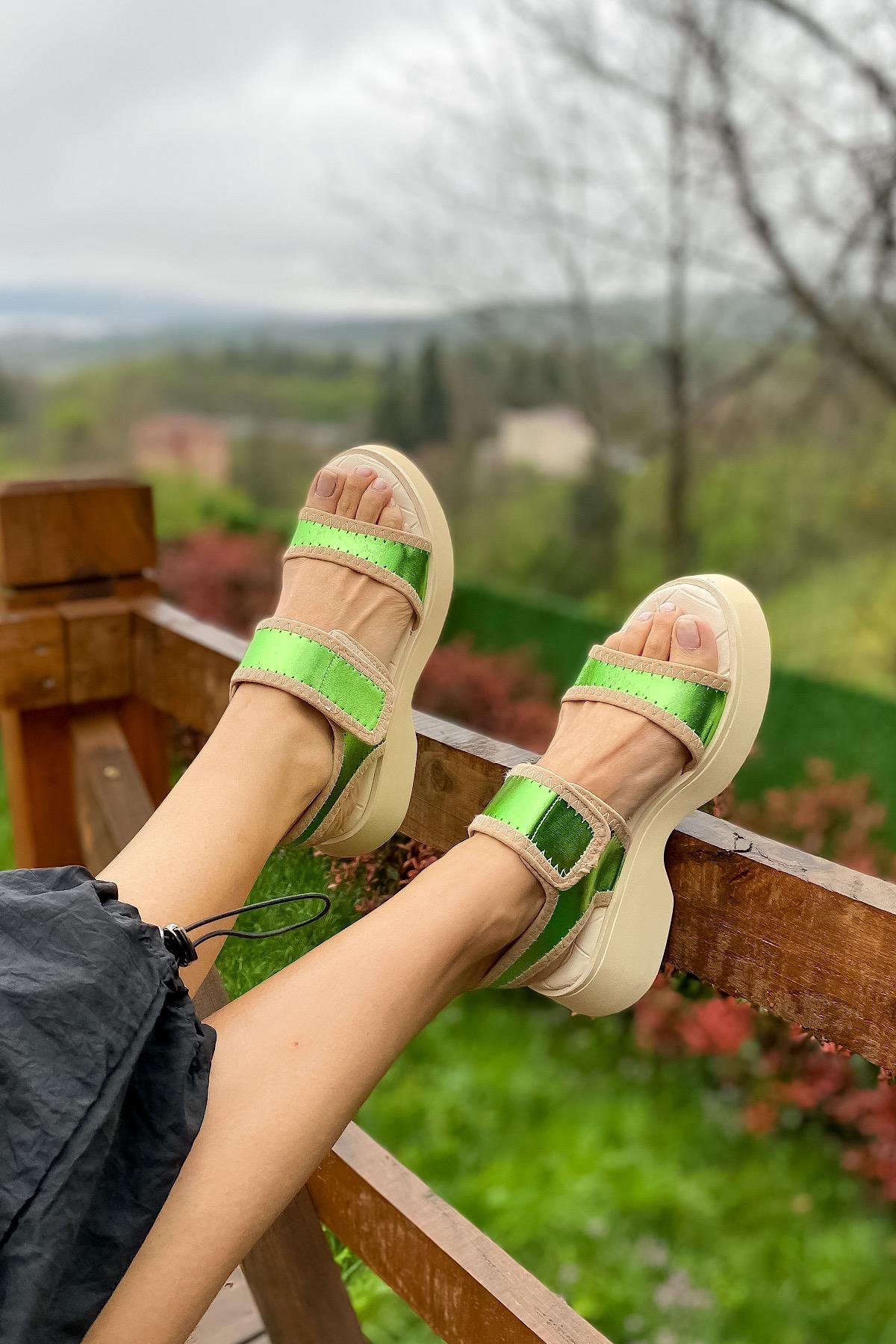 Delka Yeşil Çırtlı Kadın Sandelet