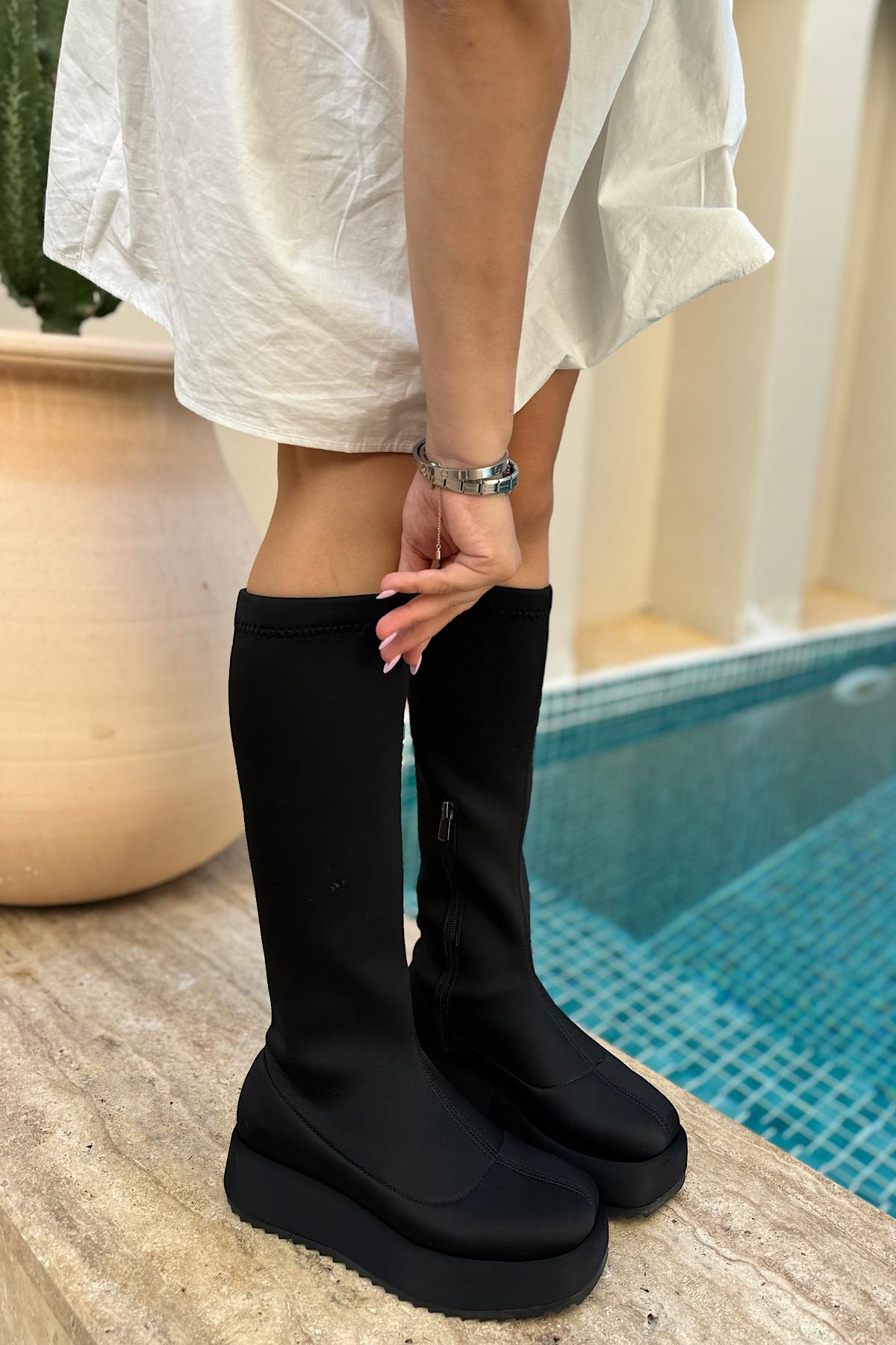 Dunca Siyah Dalgıç Streç Fermuar Detaylı Kadın Çizme