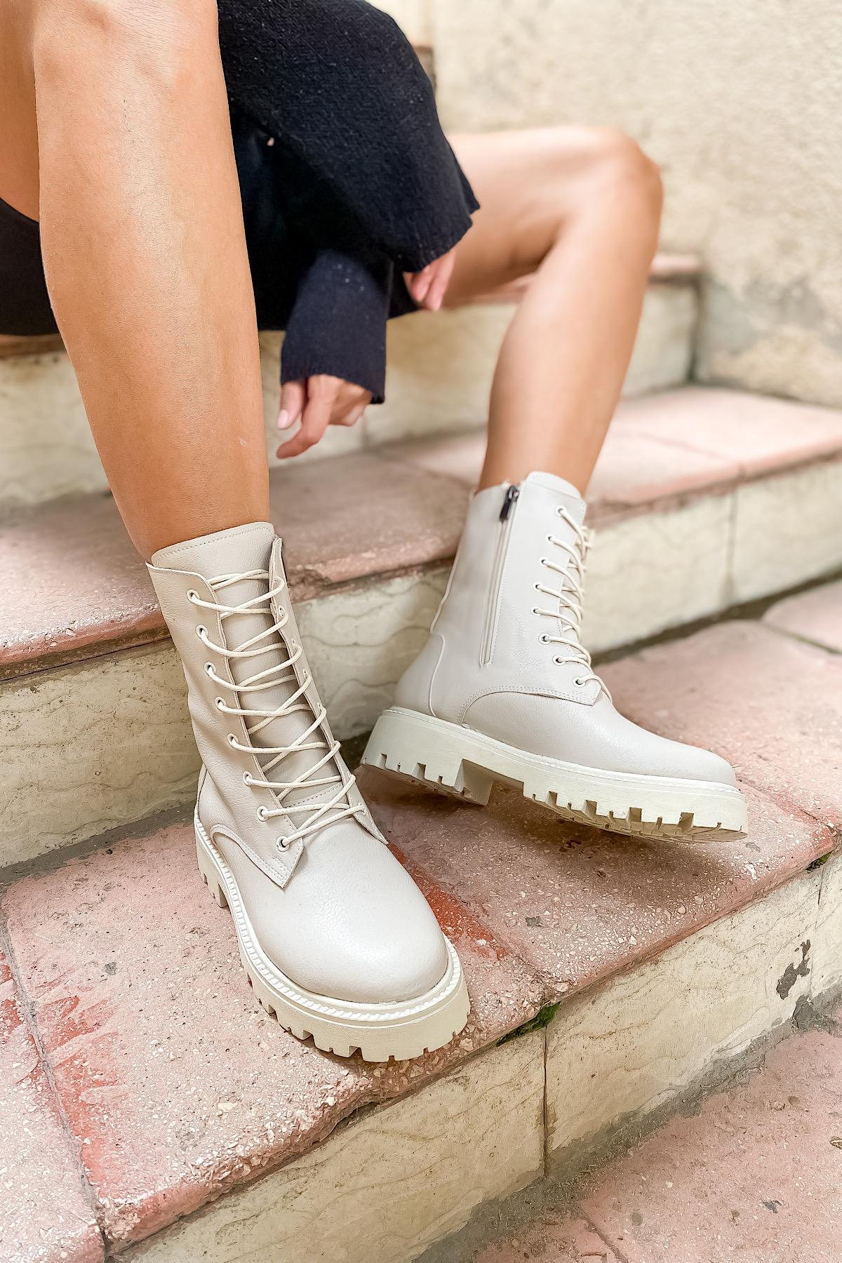 Edzard Bej Cilt Bağcıklı Kadın Postal