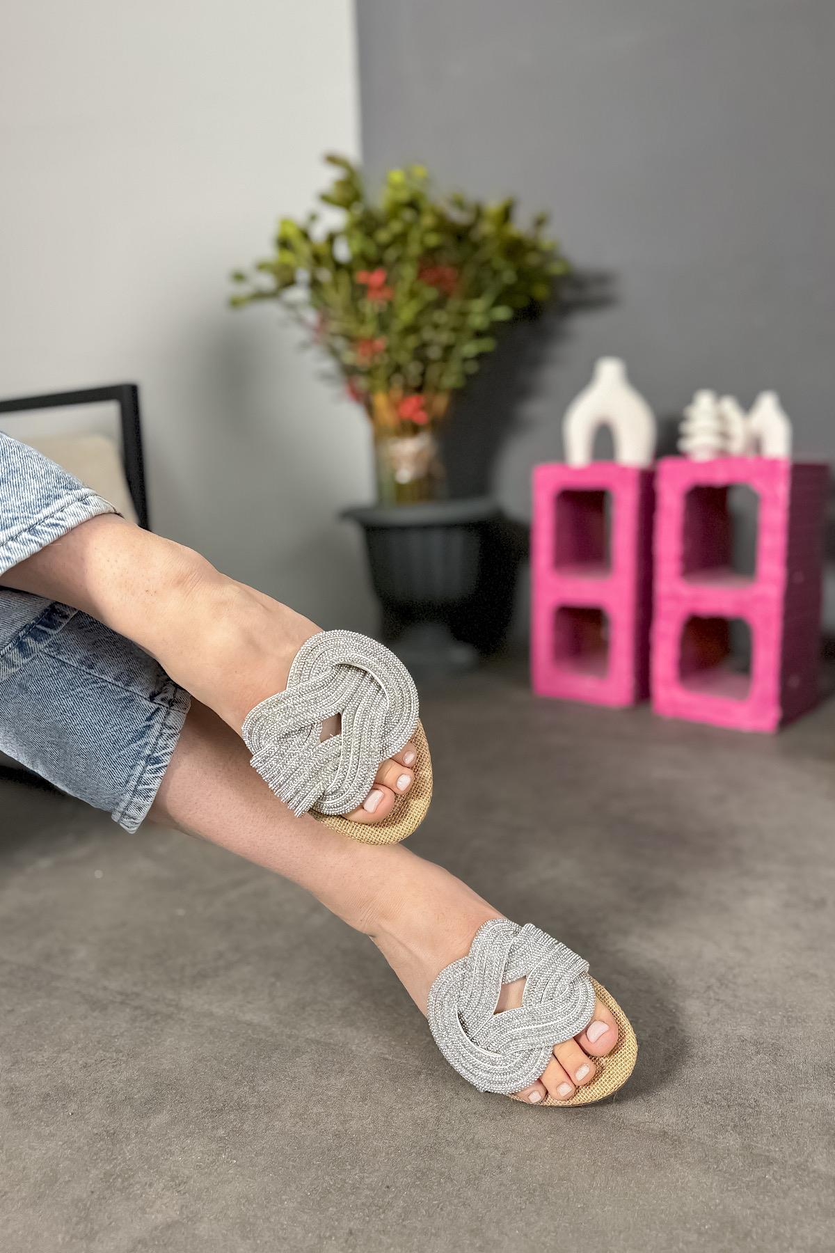 Fair Hasır Düğüm Taş Detaylı Kadın Terlik