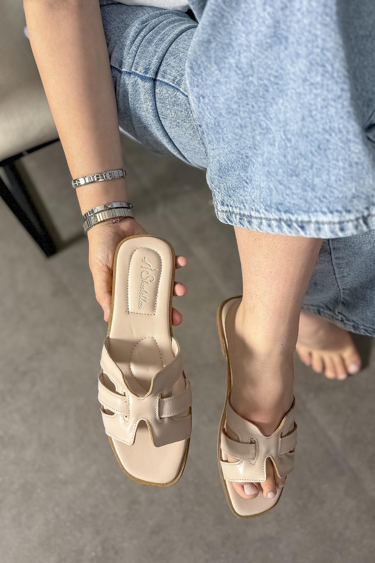 Lorin Bej Cilt Kadın Terlik