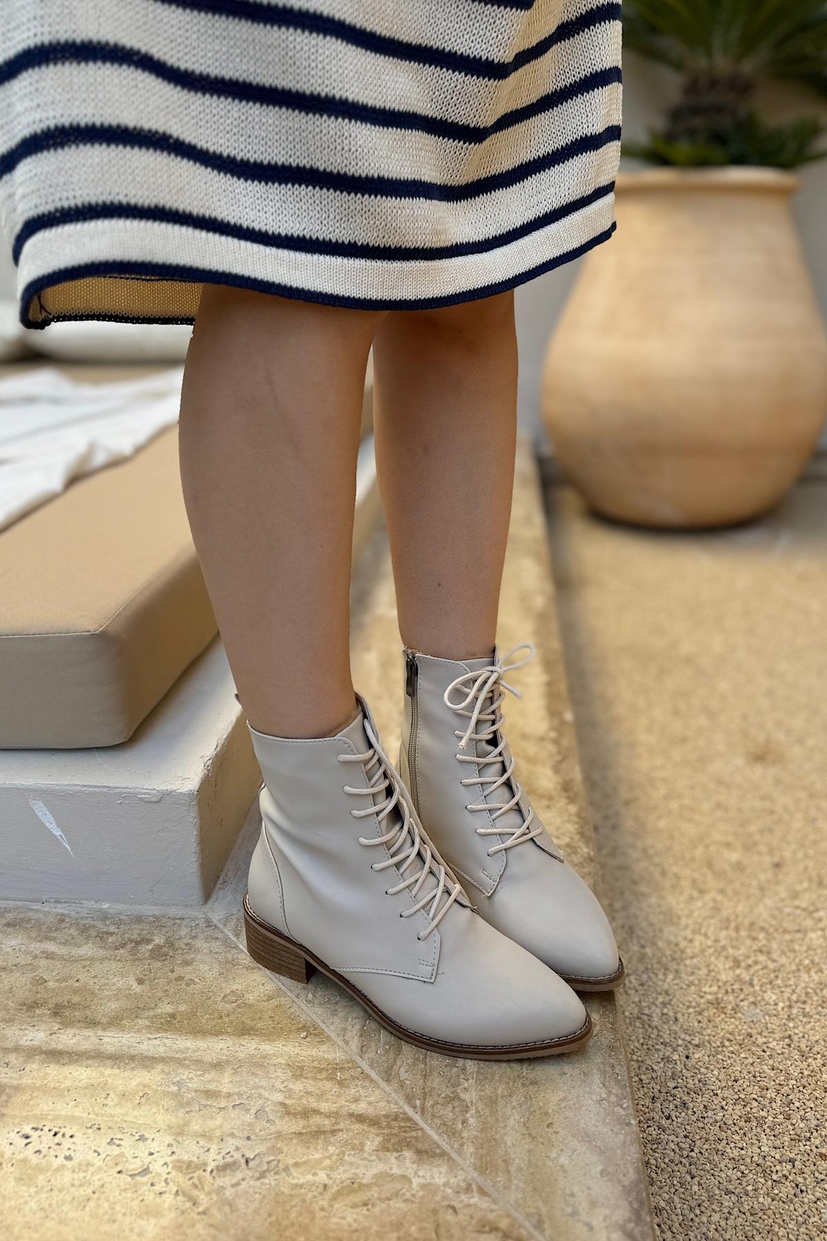 Montelo Bej Cilt Fermuarlı Kadın Bot
