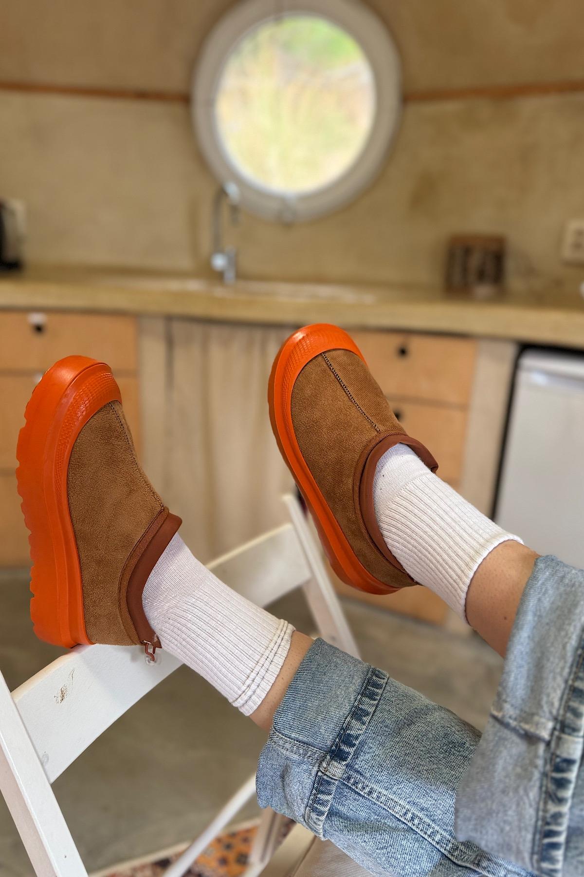 Riga Taba Süet İçi Kürk Detaylı Kadın Bot