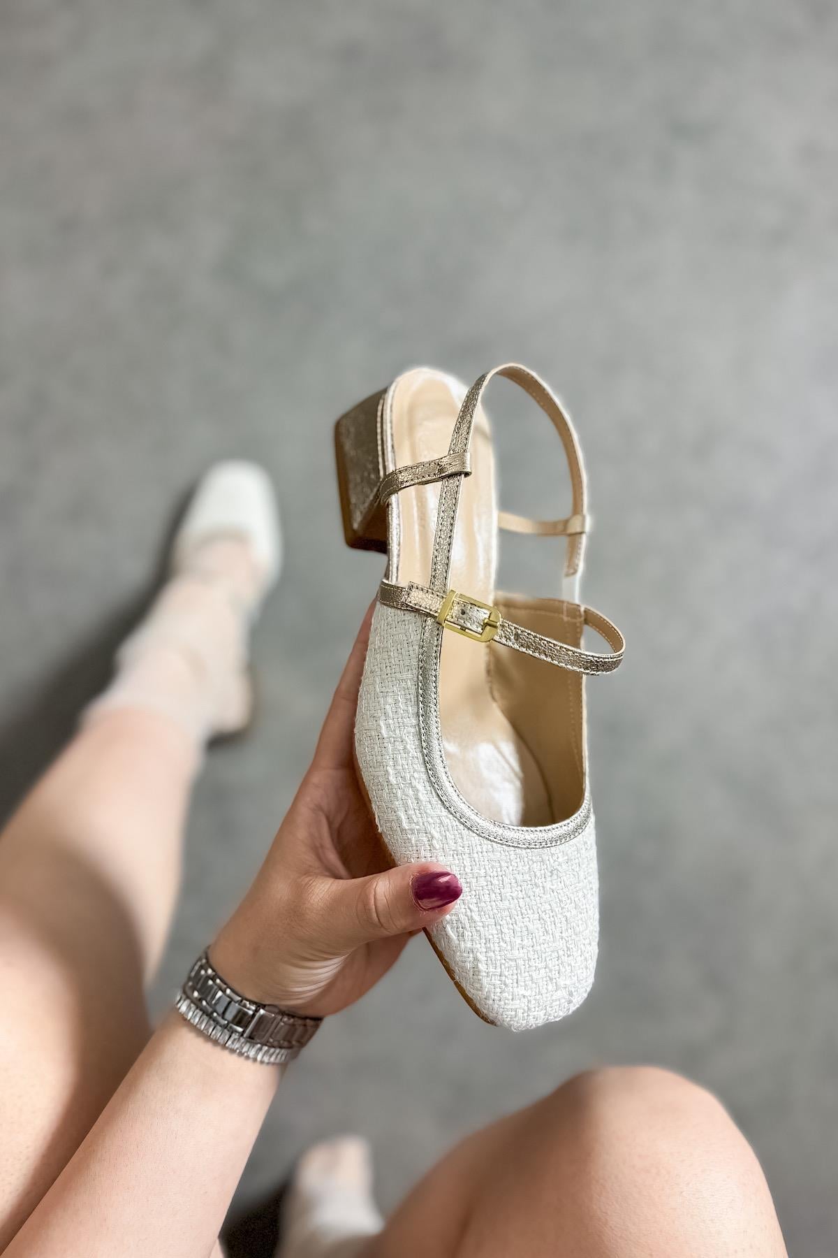 Tila Beyaz Tüvit Kumaş Kadın Babet