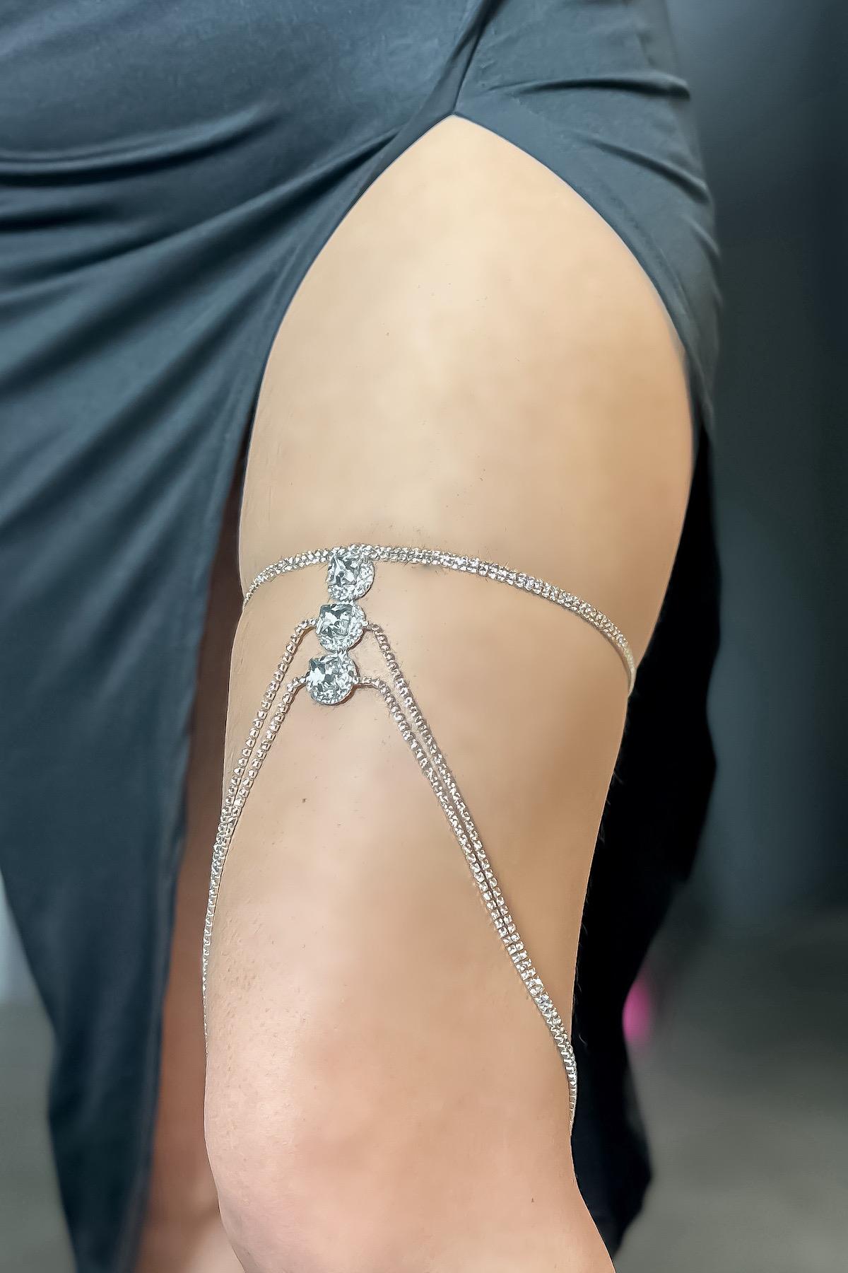 Üç Taş Aksesuarlı Bacak Zinciri