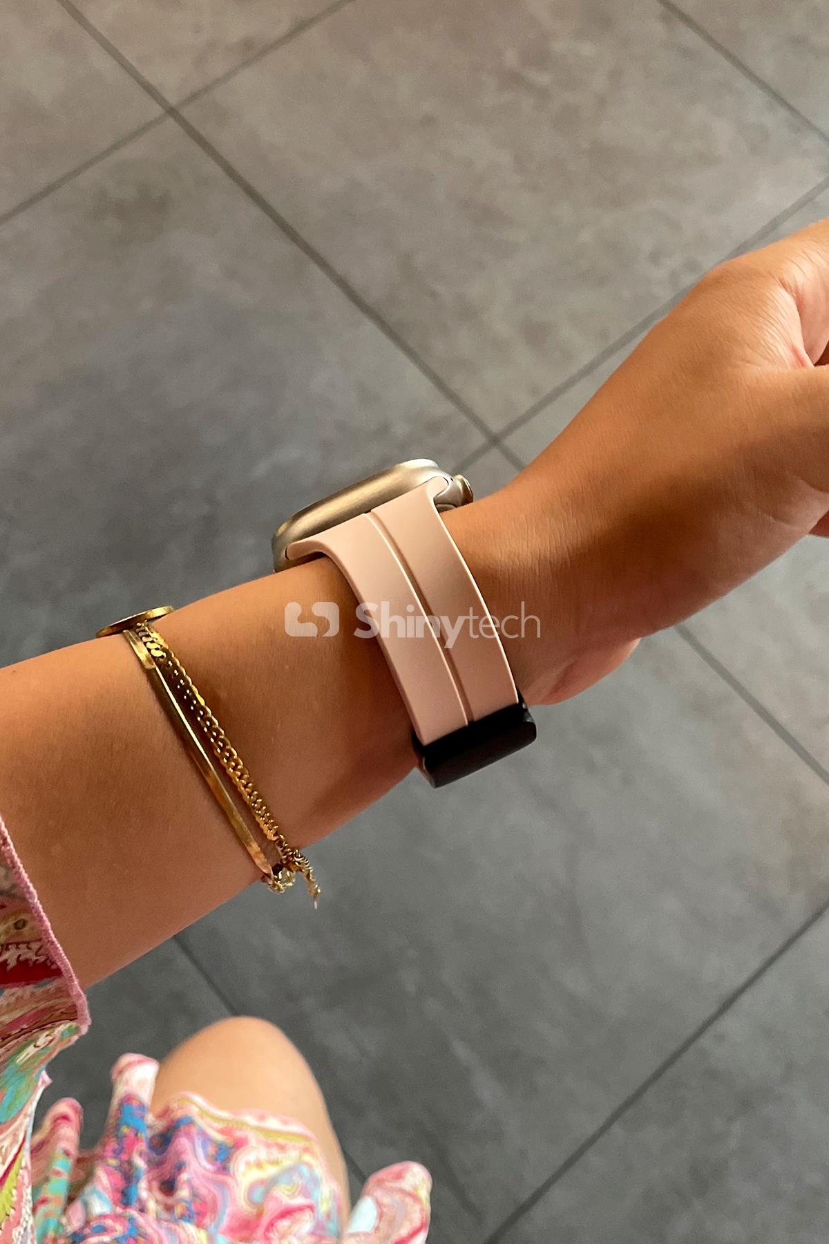 Apple Watch Uyumlu Manyetik Klipsli Silikon Kordon Kum Pembesi
