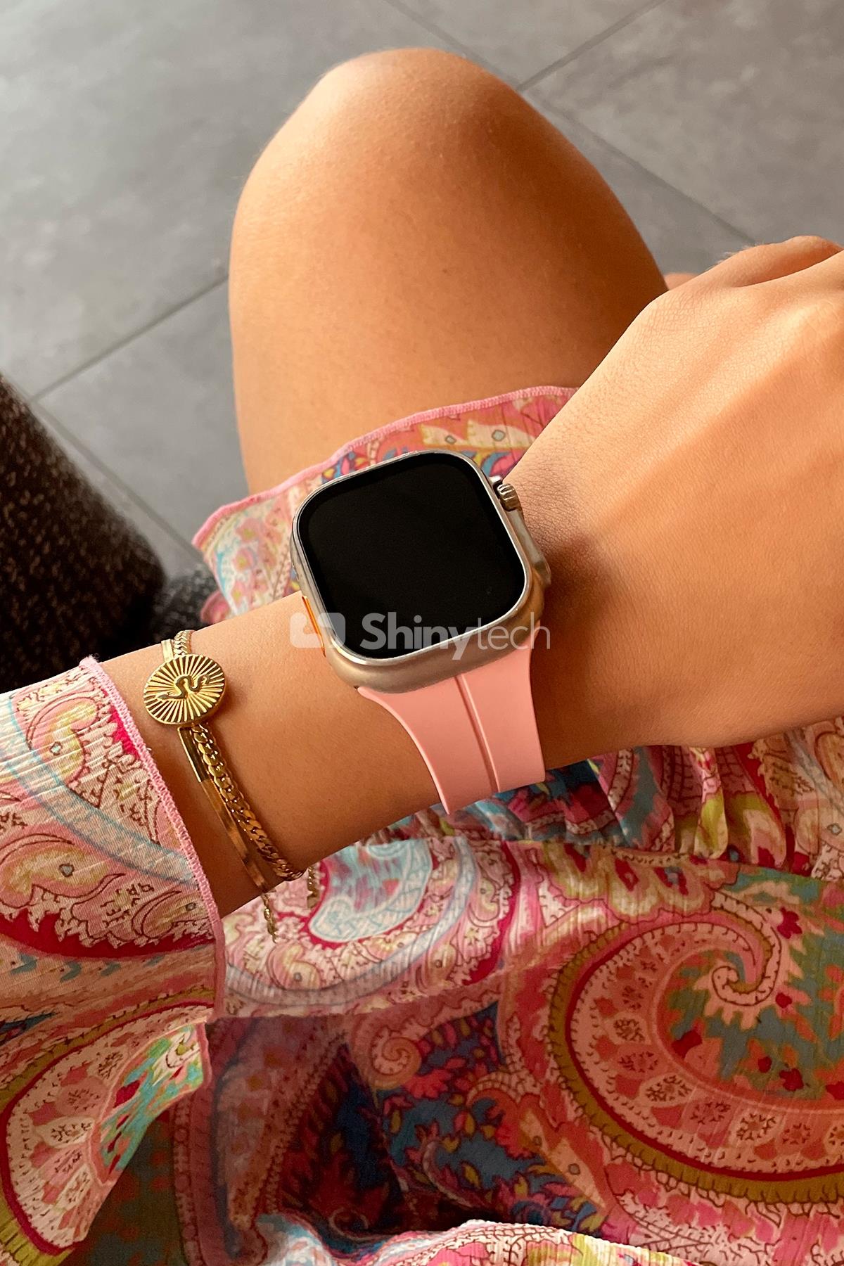 Apple Watch Uyumlu Manyetik Klipsli Silikon Kordon Pembe