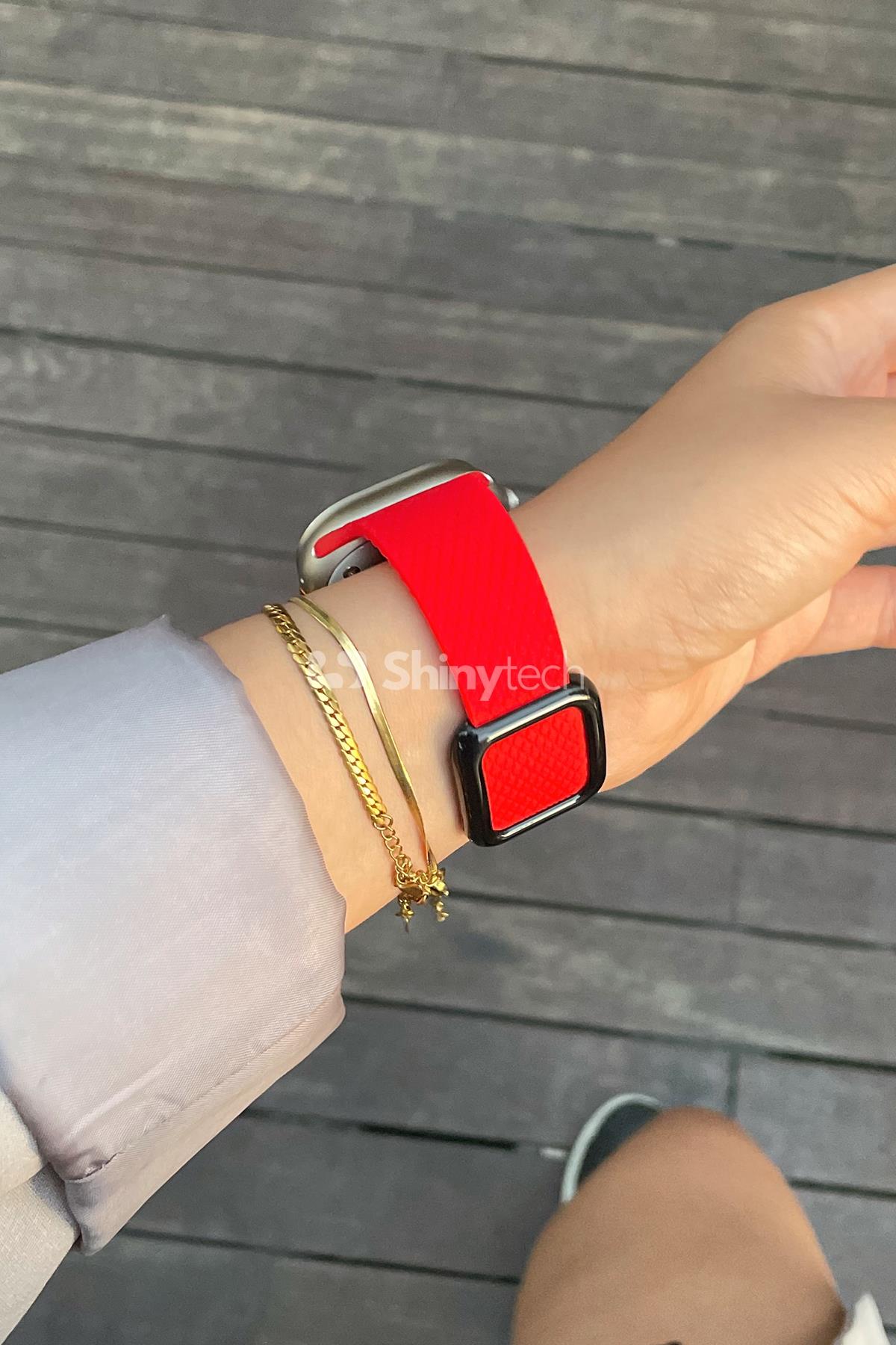 Apple Watch Uyumlu Modern Tokalı Kordon Kırmızı