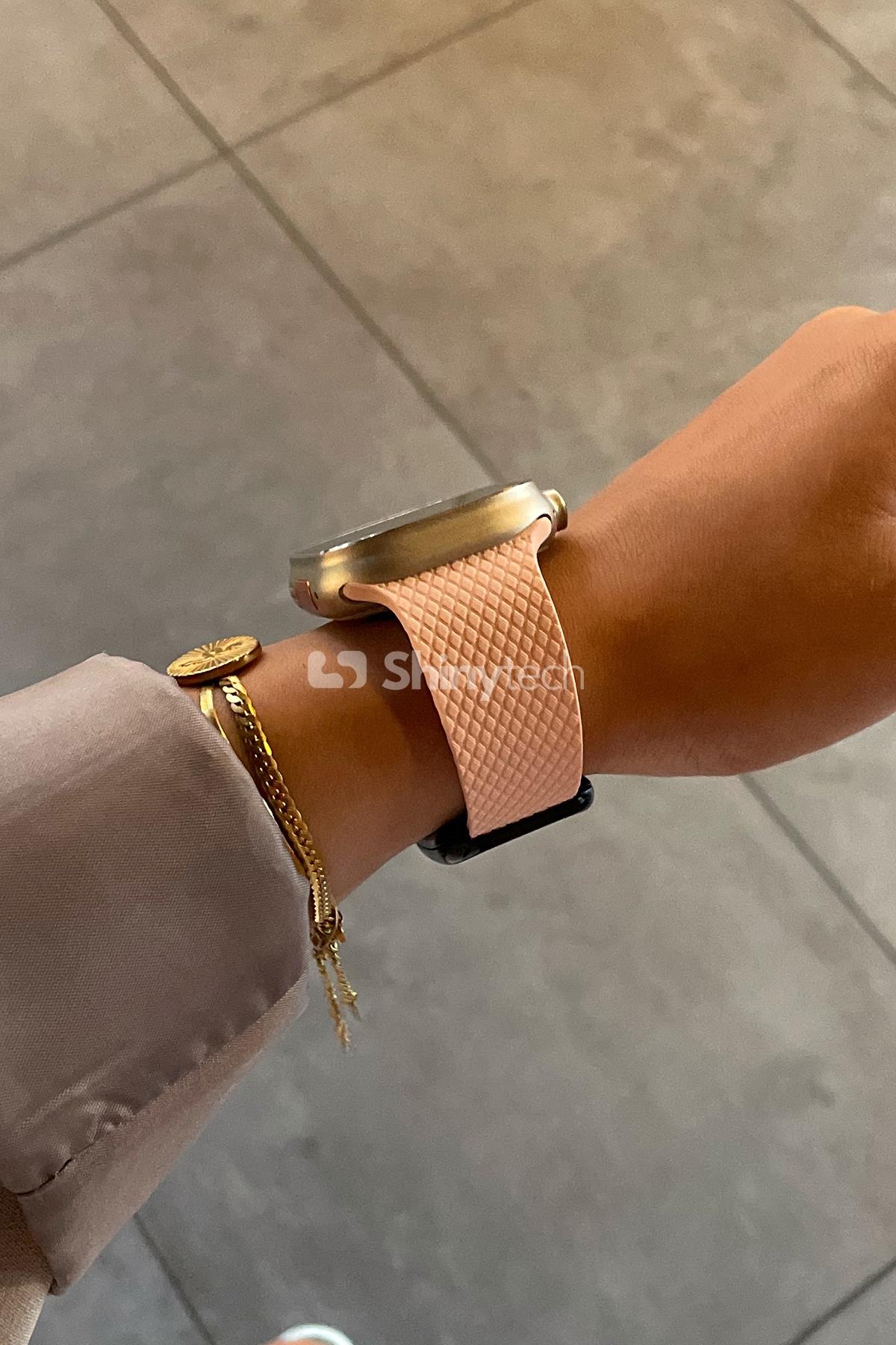 Apple Watch Uyumlu Modern Tokalı Kordon Pembe