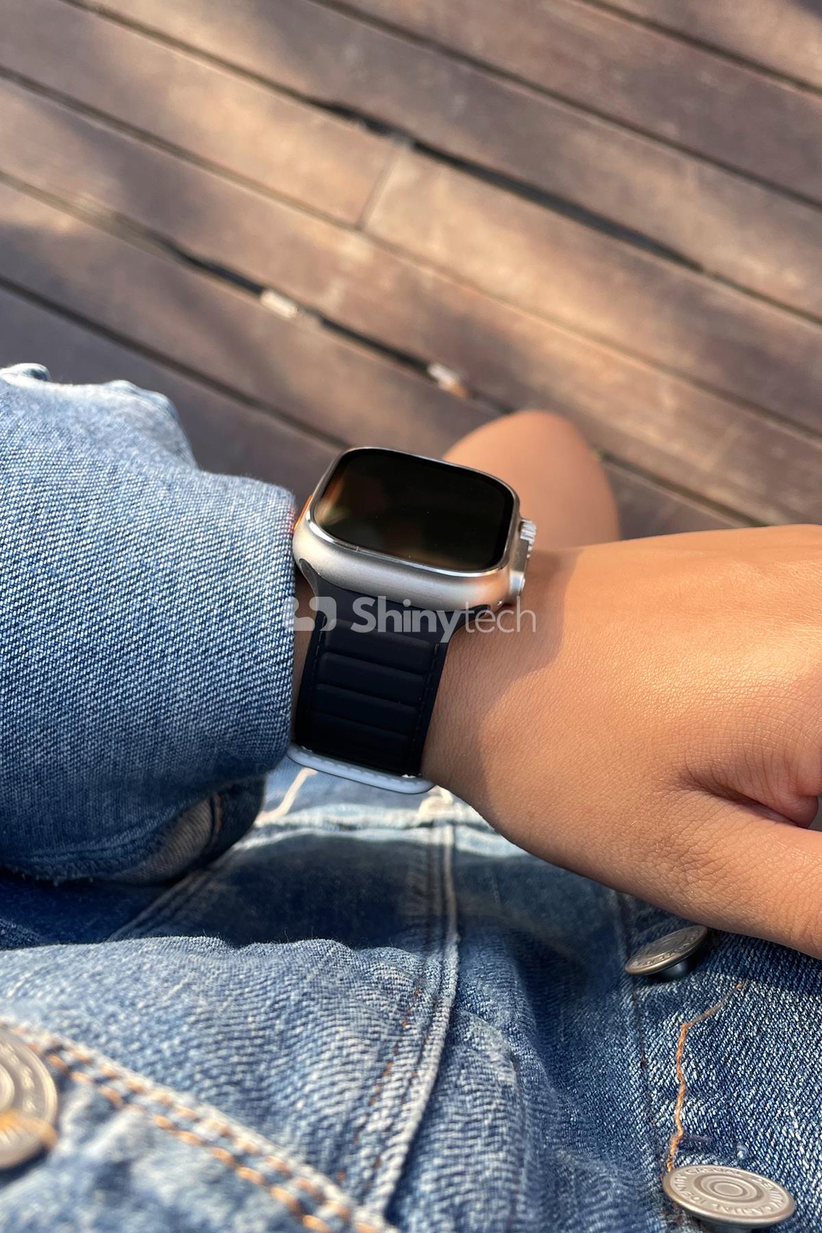 Apple Watch Uyumlu Ultra Manyetik Silikon Kordon Siyah/Beyaz