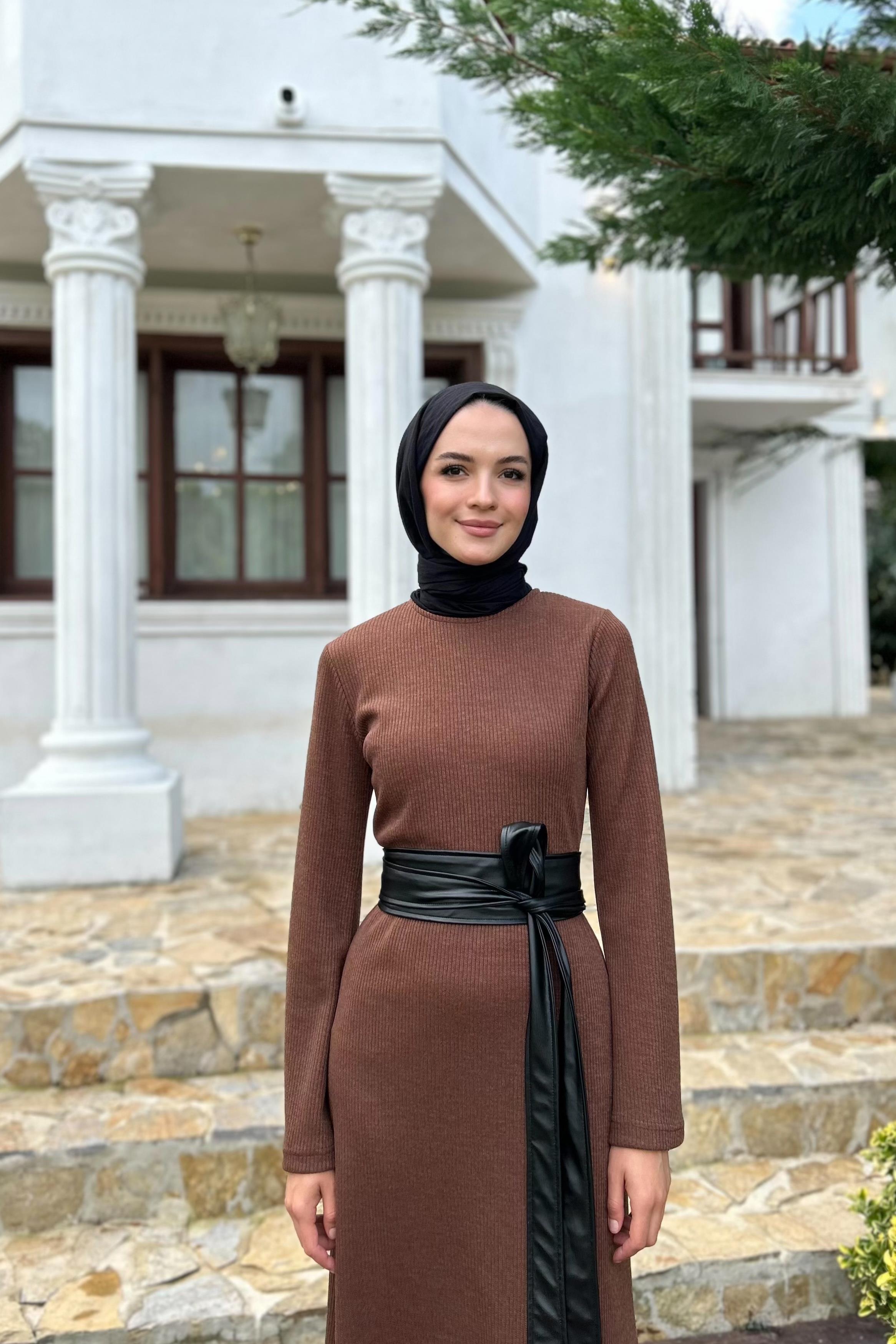 Deri Kemerli Triko Elbise - KAHVE Deri Kemerli Triko Elbise - KAHVE