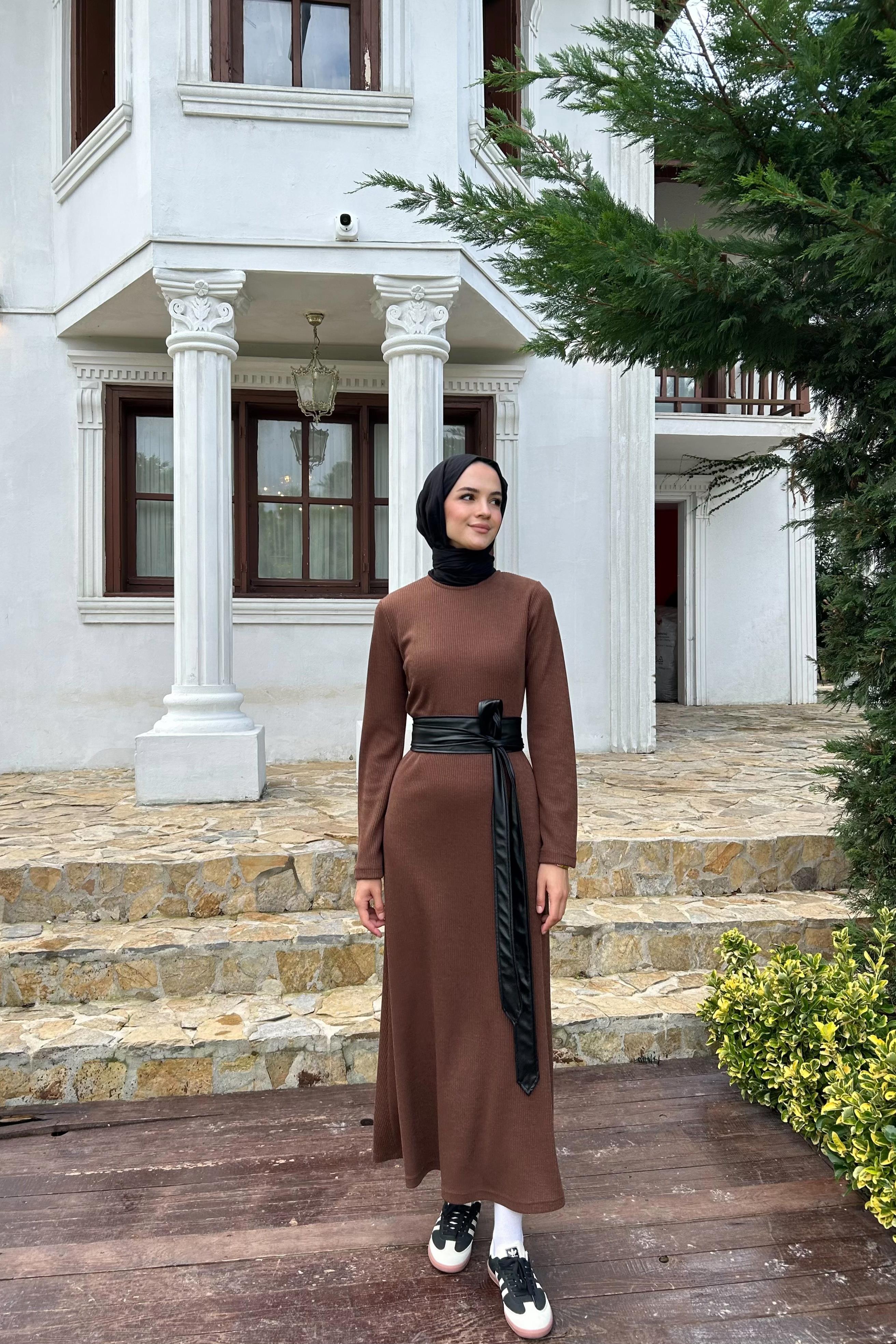 Deri Kemerli Triko Elbise - KAHVE Deri Kemerli Triko Elbise - KAHVE