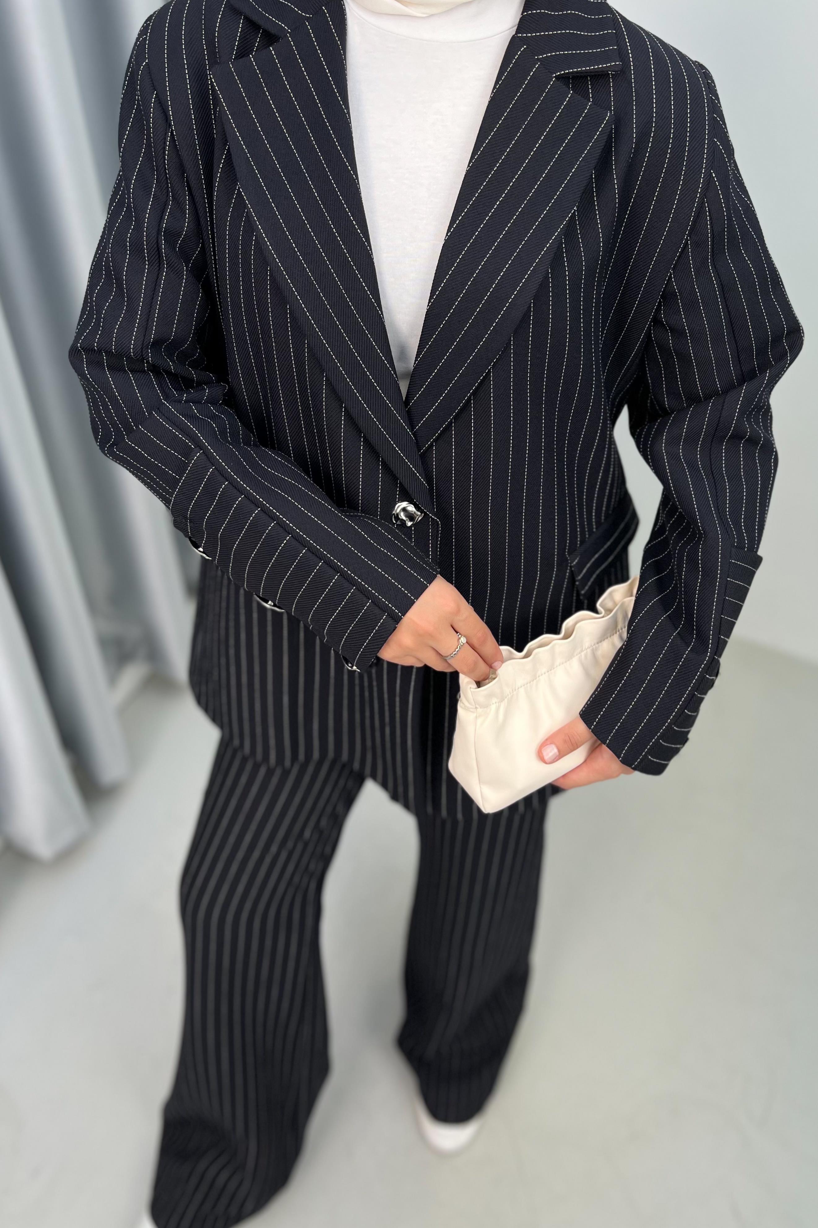 Çizgili Blazer Takım - LACİVERT Çizgili Blazer Takım - LACİVERT