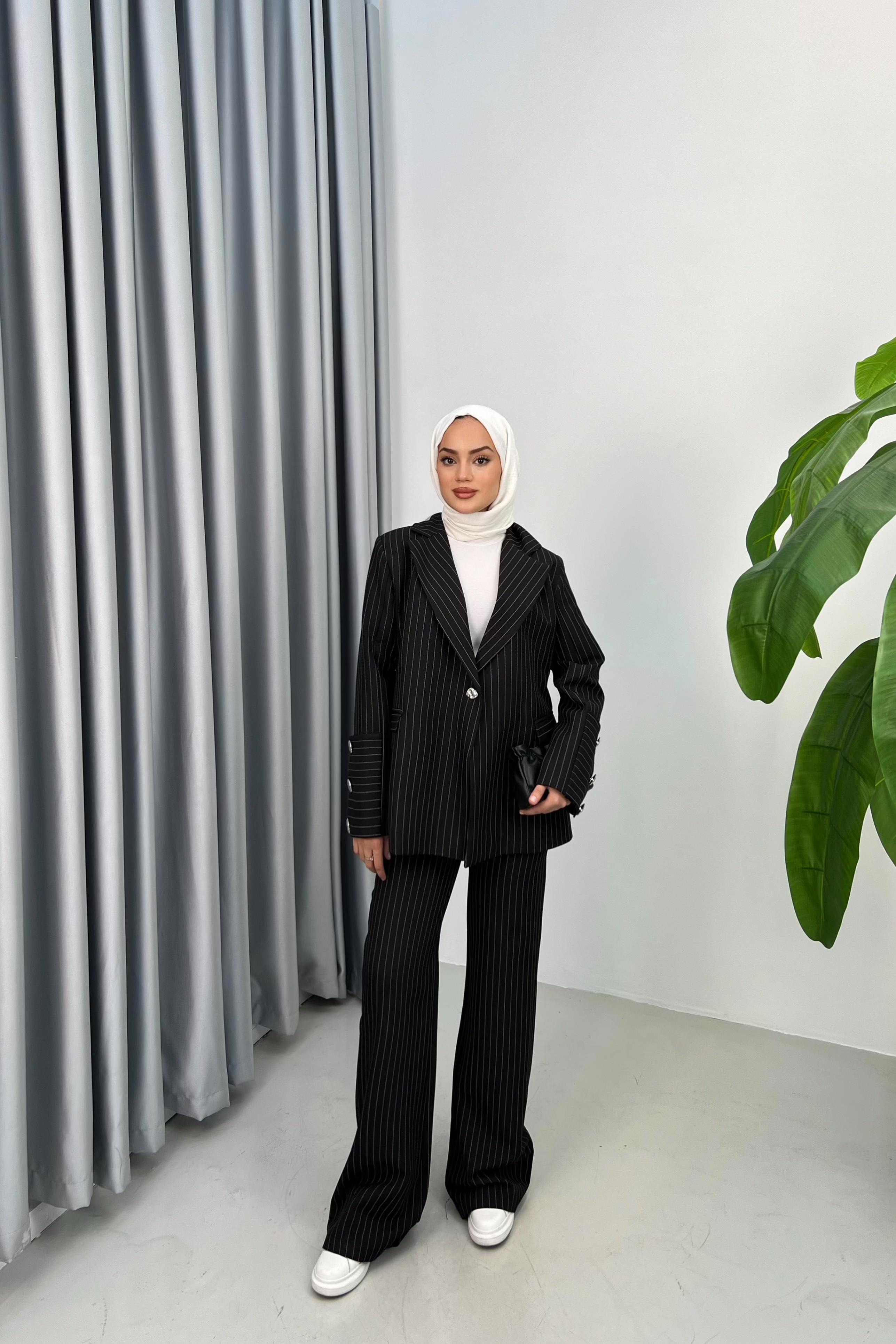 Çizgili Blazer Takım - SİYAH Çizgili Blazer Takım - SİYAH
