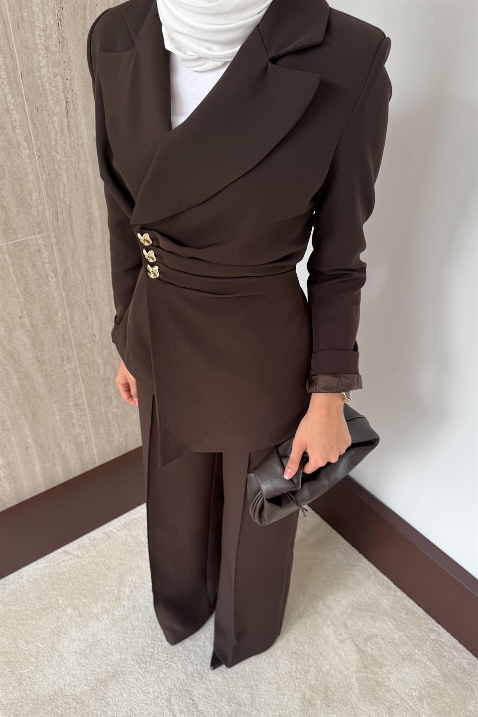 Asimetrik Blazer Ceketli Takım - Kahve