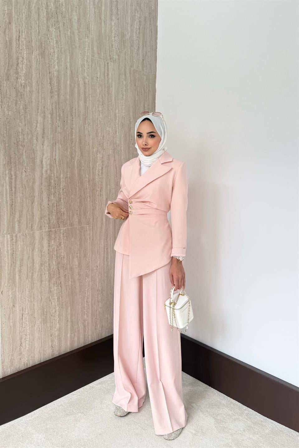 Asimetrik Blazer Ceketli Takım - Pudra