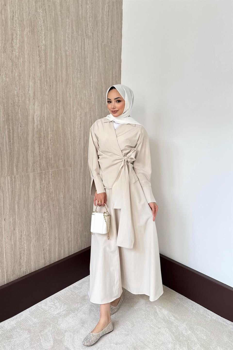Bağlamalı Etekli Takım - Bej