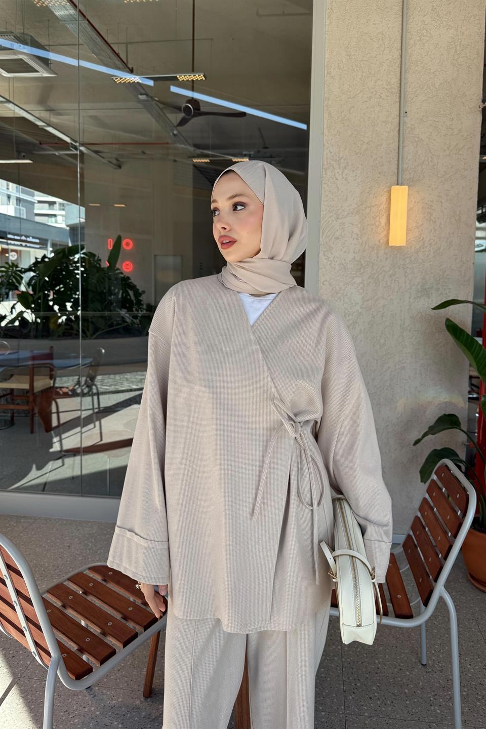 Bağlamalı Kaşe Takım - Bej