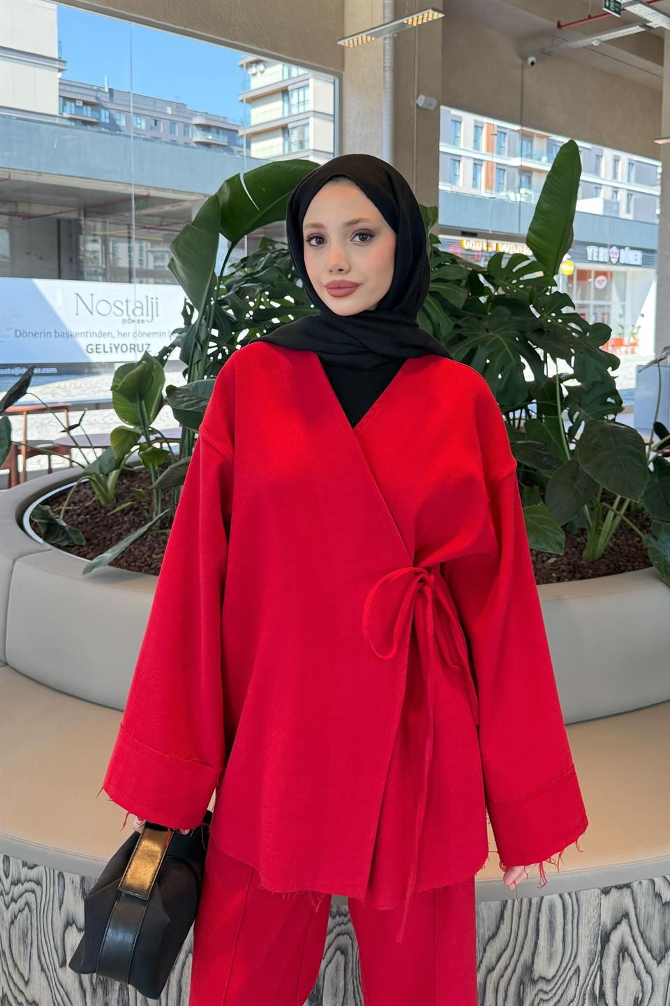 Bağlamalı Kaşe Takım - Kırmızı